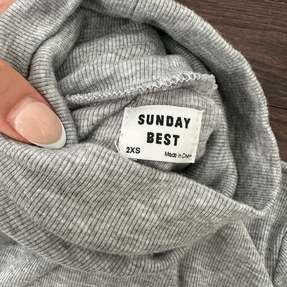 Sunday Best Freshman Turtleneck - Picture 7 of 11